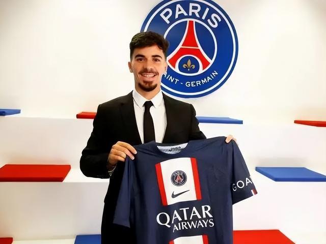 现无疑给他 现无疑给他