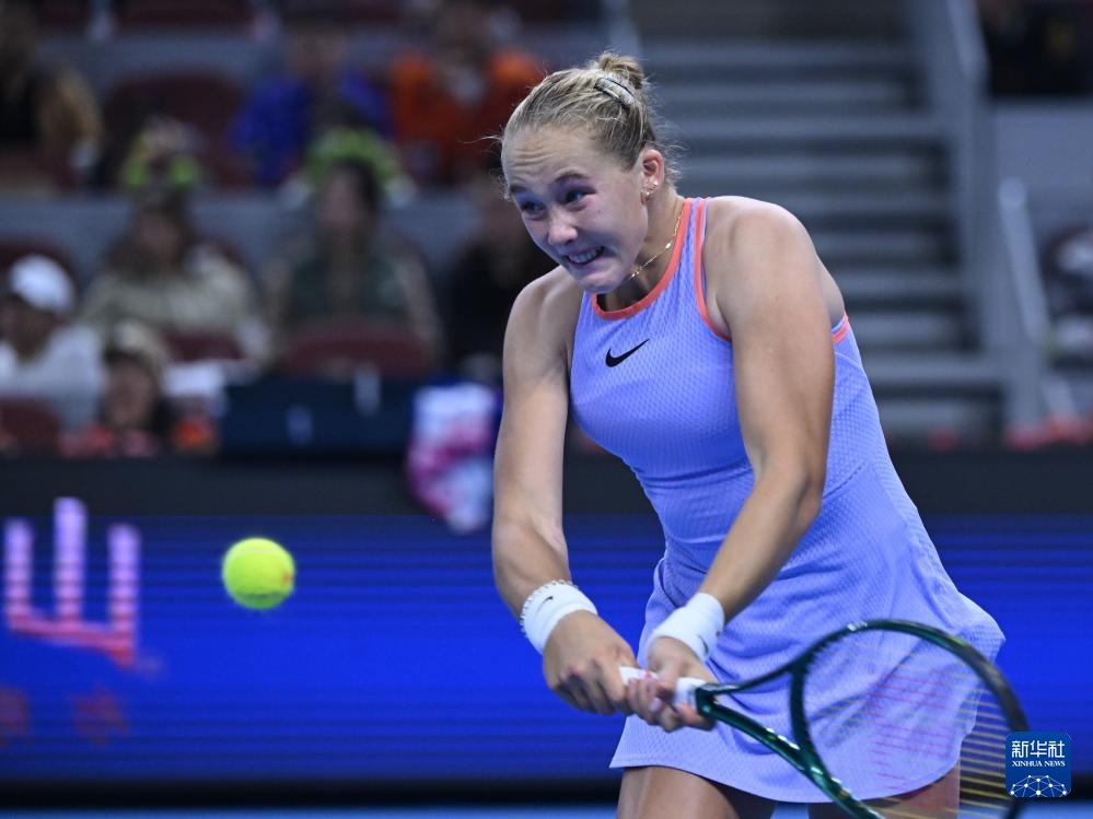 路传中与中 路传中与中